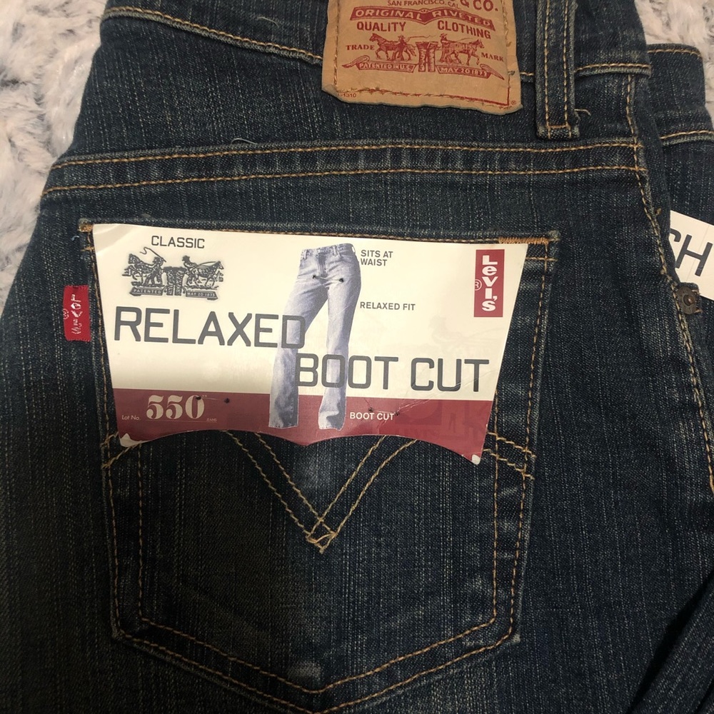 Levi’s - Picture 2 of 4